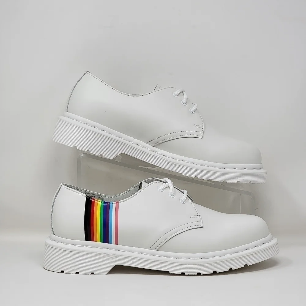 Dr Martens 27522 White Smooth Leather Pride Oxford Shoes Men Sz 6/Wnms Sz 7 New